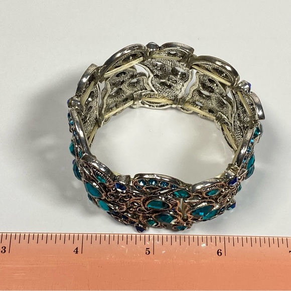 Peacock Vibe Cuff Stretch Bracelet - Picture 6 of 6